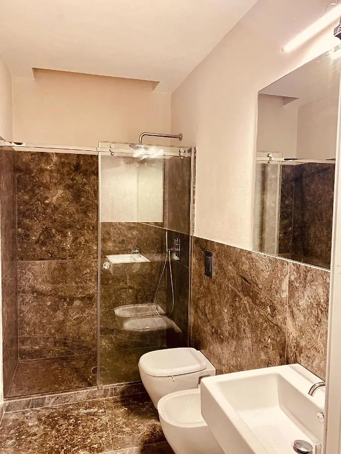 Lancia Di Brolo Apartment Палермо
