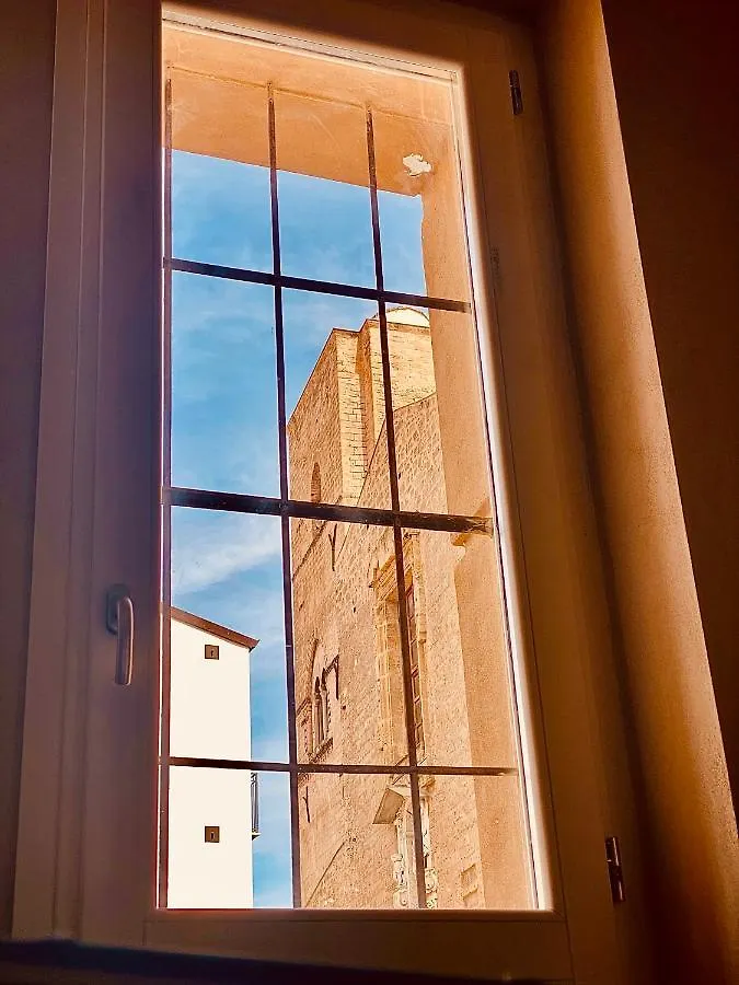 Lancia Di Brolo Apartment Palermo Italy