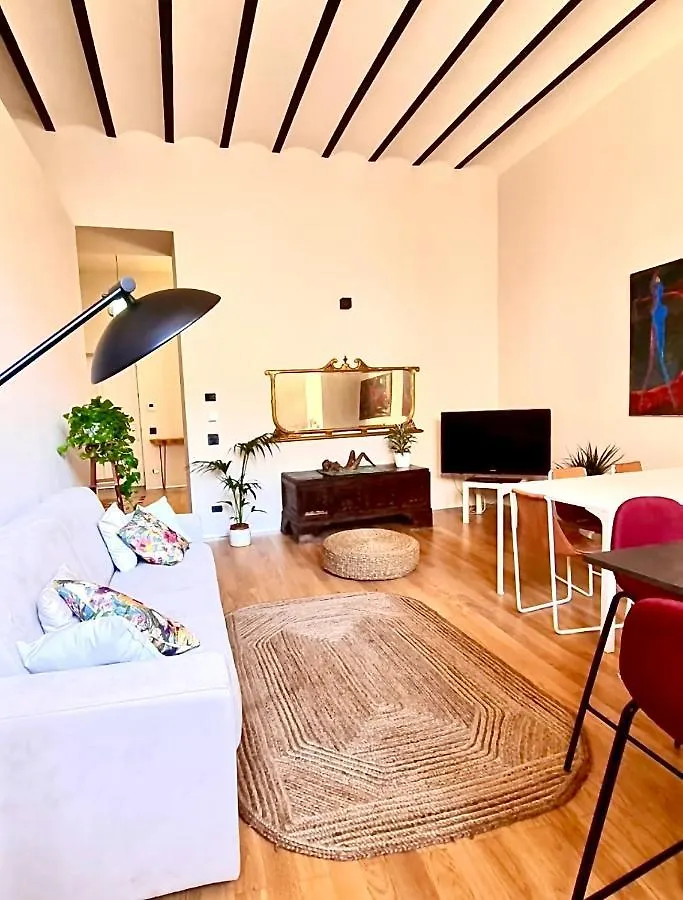 Lancia Di Brolo Apartment Palermo